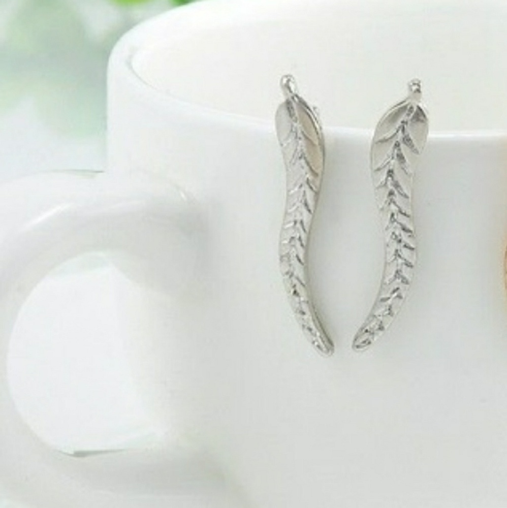 Silver Leaf Feather Ear Climber Earring ear ring - Picture 3 of 4